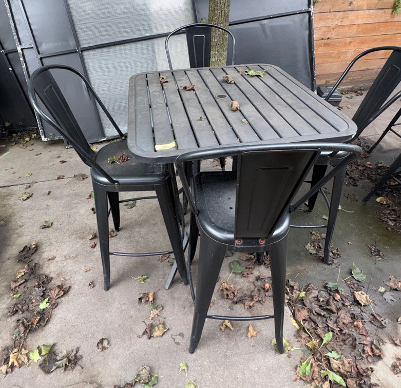 Bar145- Metal Patio Table and (4) Metal Chairs