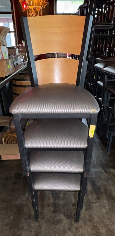 Bar145- (4) Metal Frame Chairs