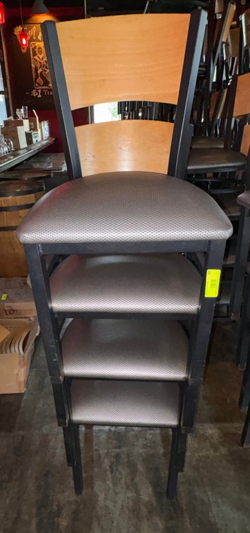 Bar145- (4) Metal Frame Chairs