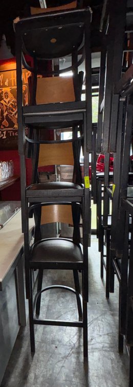 Bar145- (4) Metal Frame Chairs
