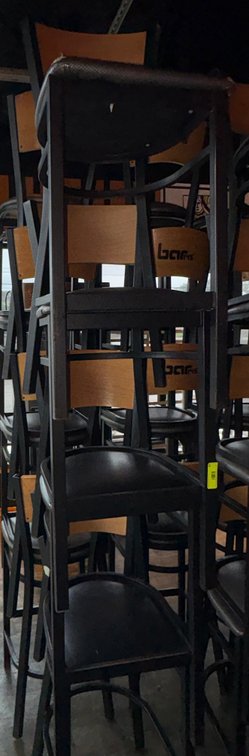 Bar145- (4) Metal Frame Chairs