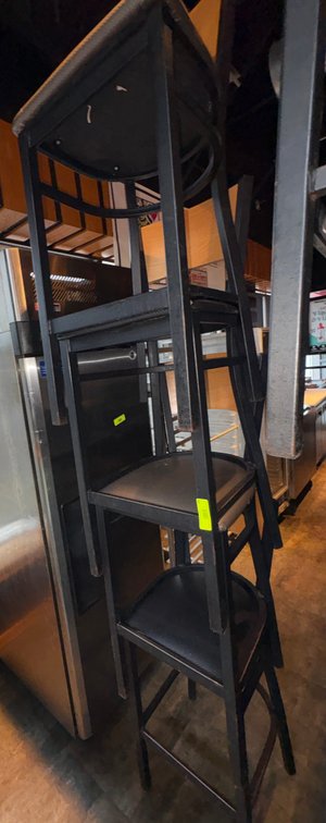 Bar145- (4) Metal Frame Chairs