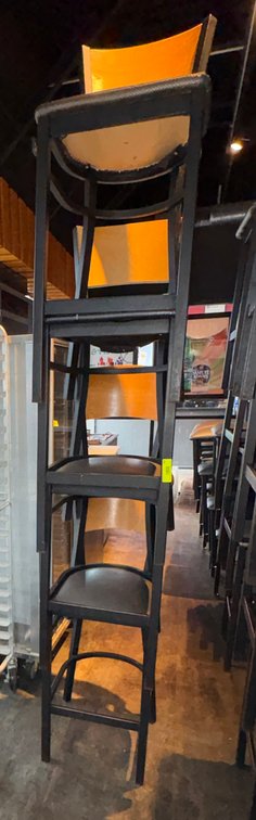 Bar145- (4) Metal Frame Chairs