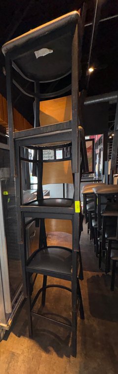 Bar145- (4) Metal Frame Chairs