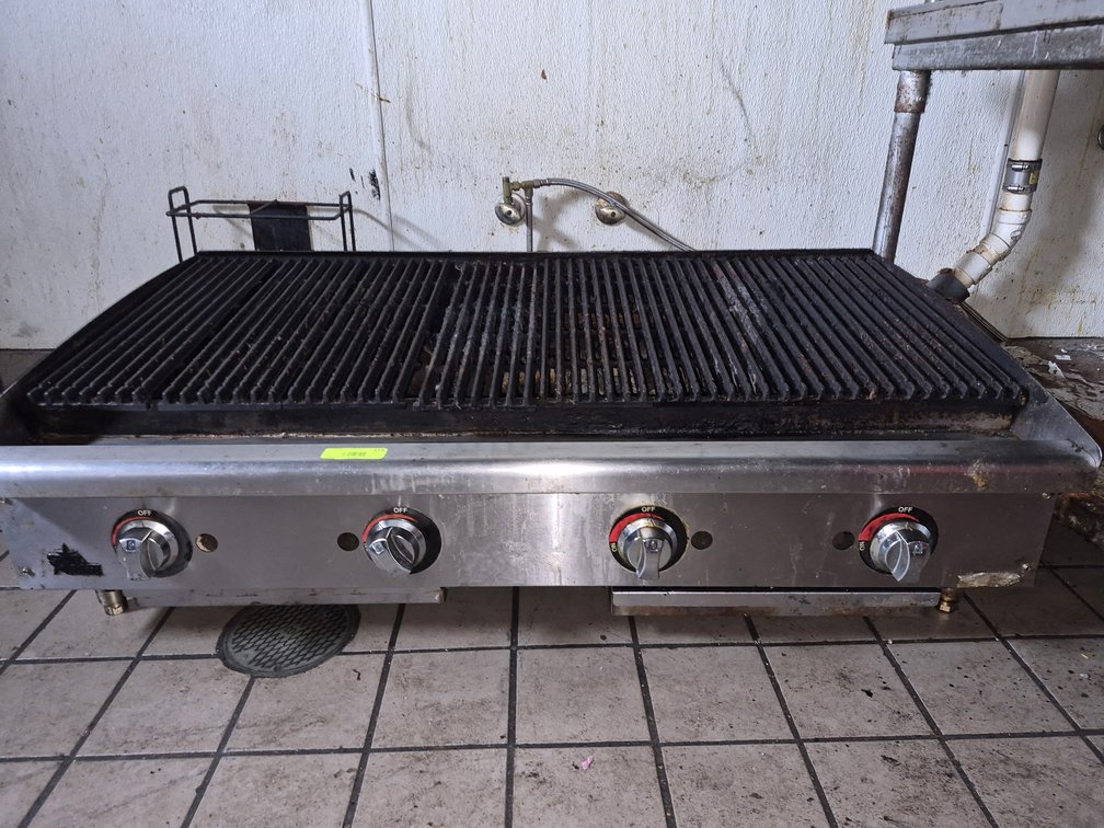 Bar145- Star-Max 4-Burner Gas Charbroiler