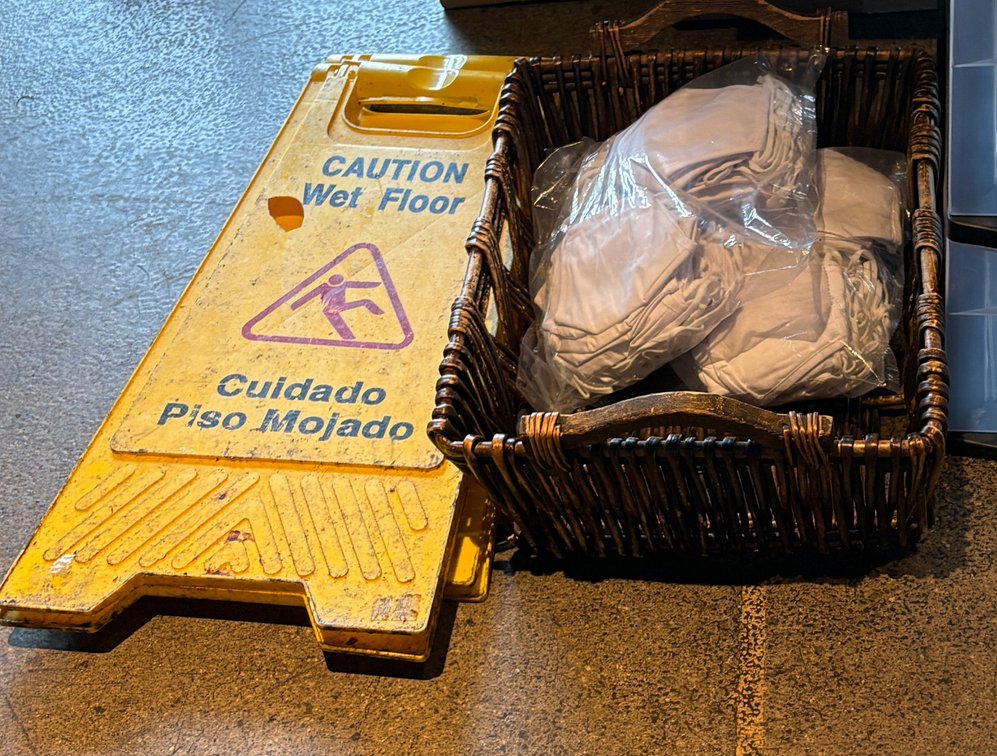 Bar145- Wet Floor Sign, Plastic Storage Container, Cloth Masks