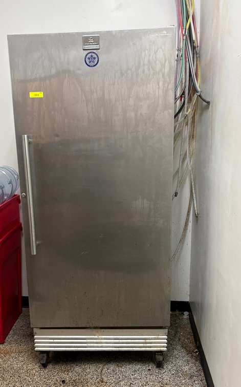 Bar145- Kelvinator Commercial Refrigerator