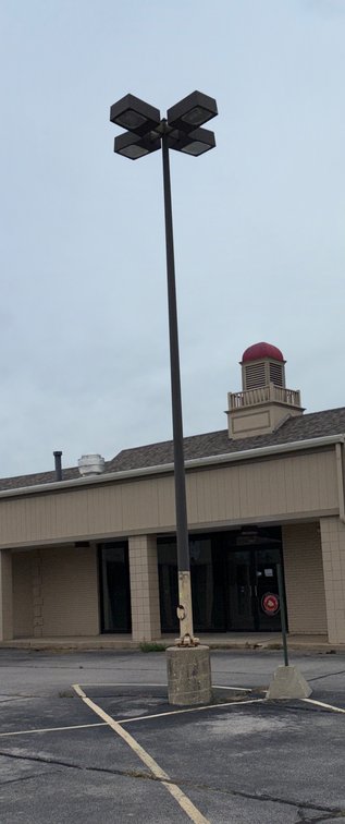 Bar145- Light Pole