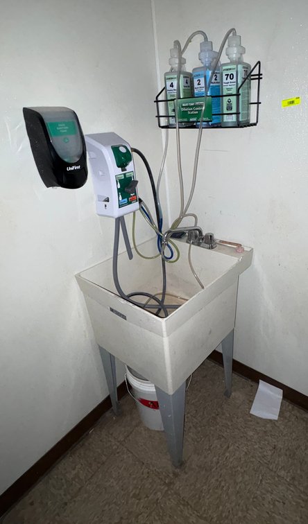B2- Wash Tub & Contents