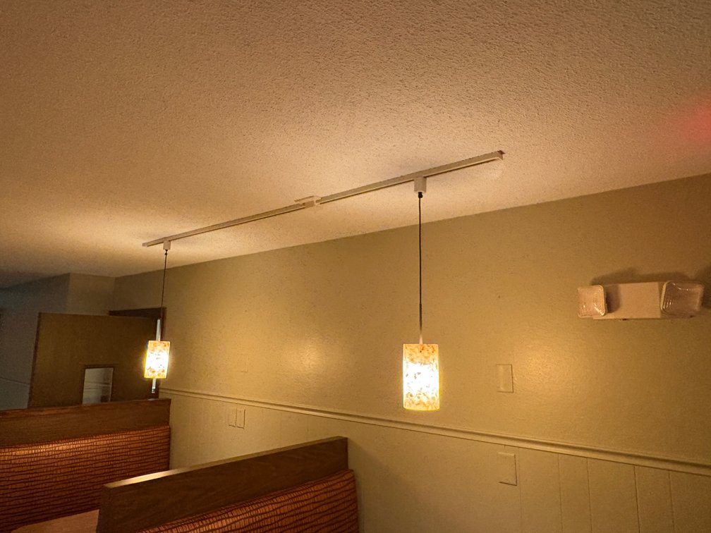 EL- Hanging Lights
