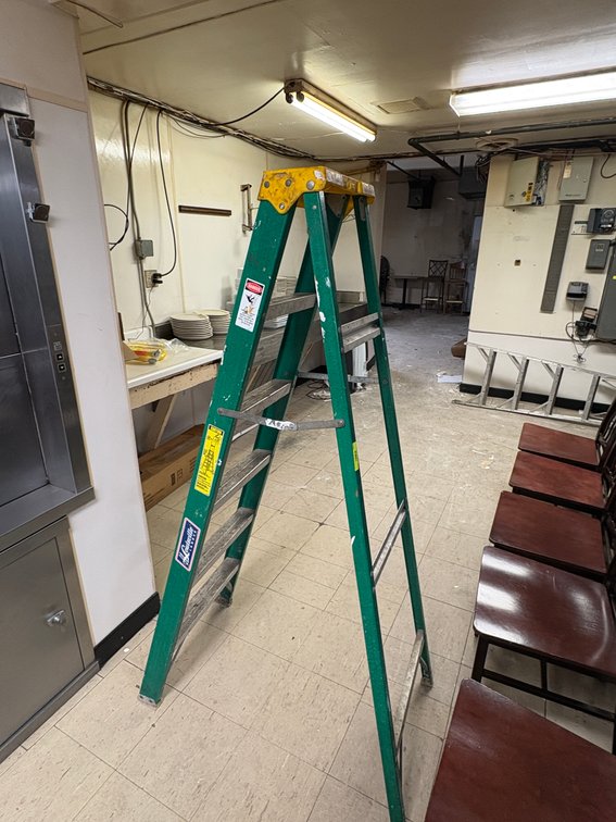 EL- 6' Ladder