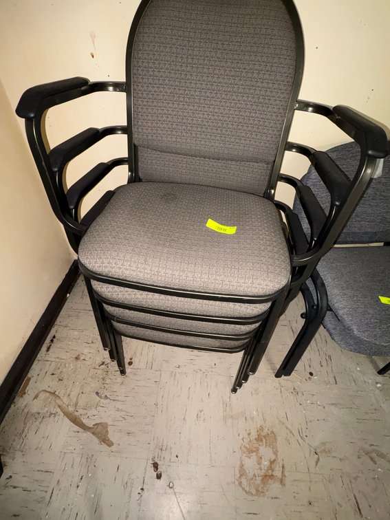 EL- (4) Metal Chairs