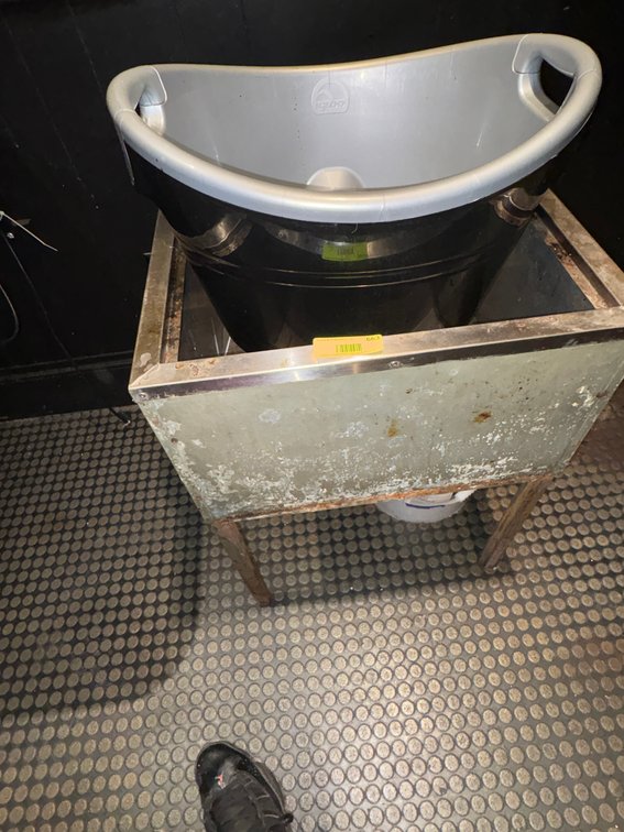 EL- Ice Chest