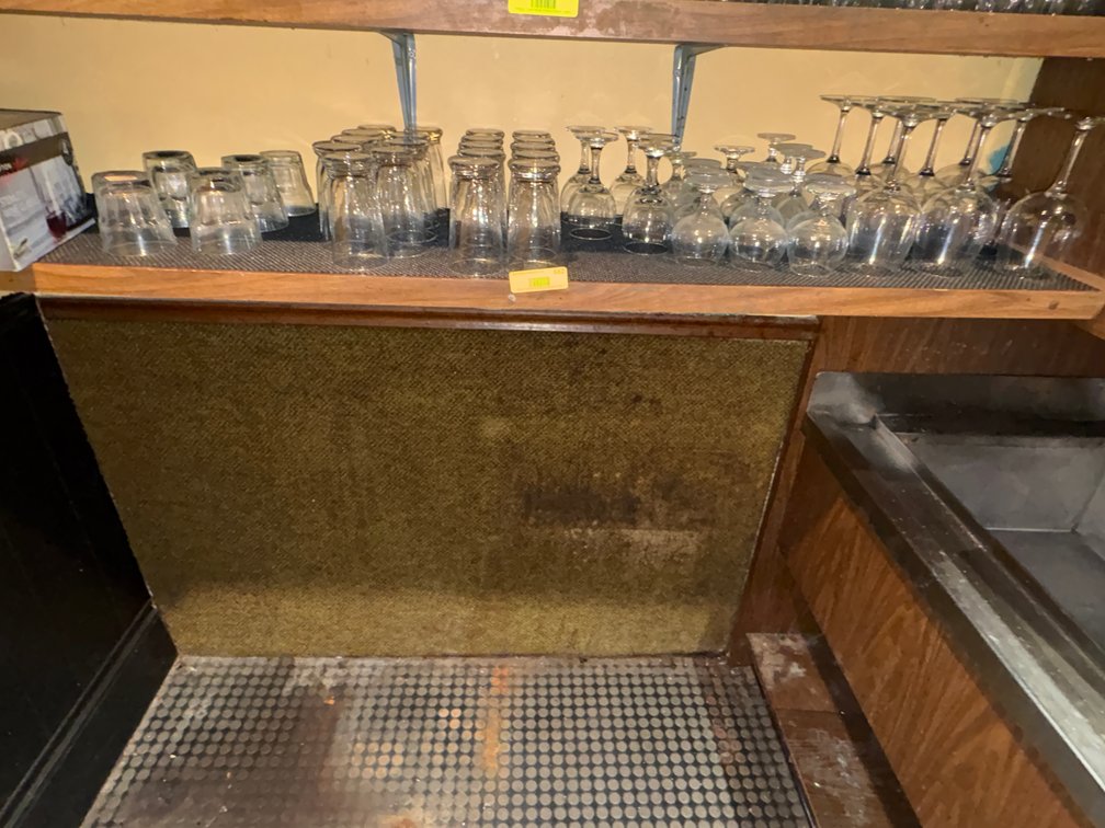EL- Bottom Shelf Glassware