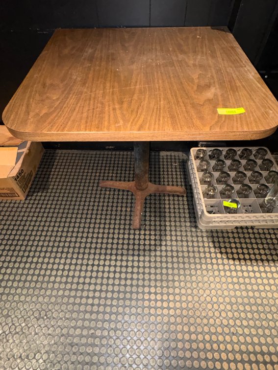 EL- Wood Table