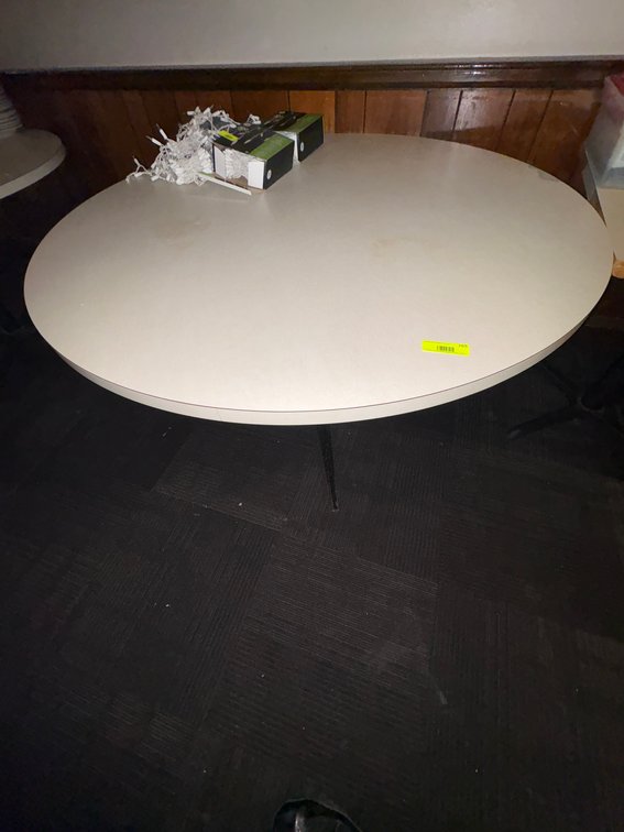 EL- Wood Table