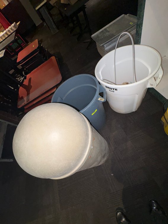 EL- (3) Garbage Cans