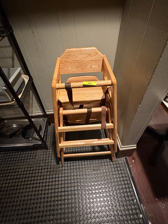 EL- (2) Wood High Chairs