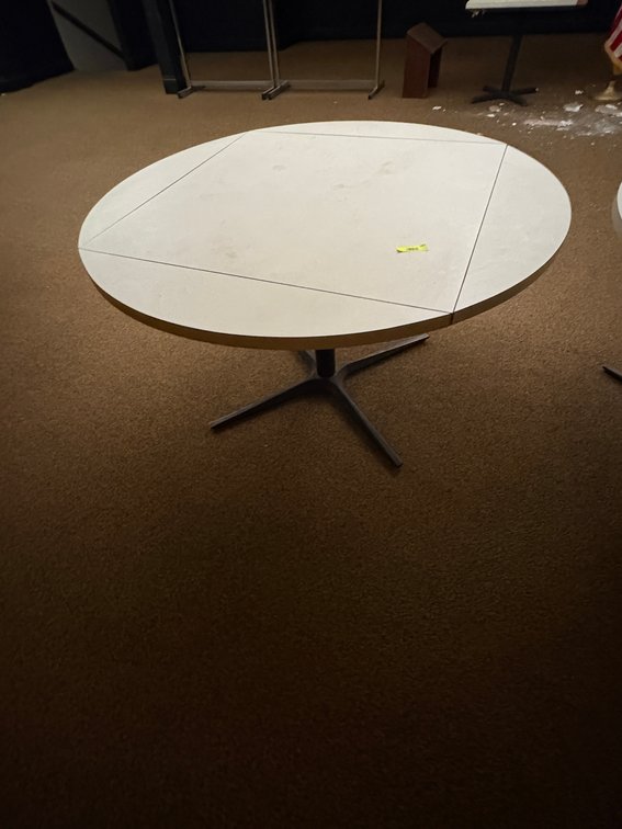 EL- Wood Table