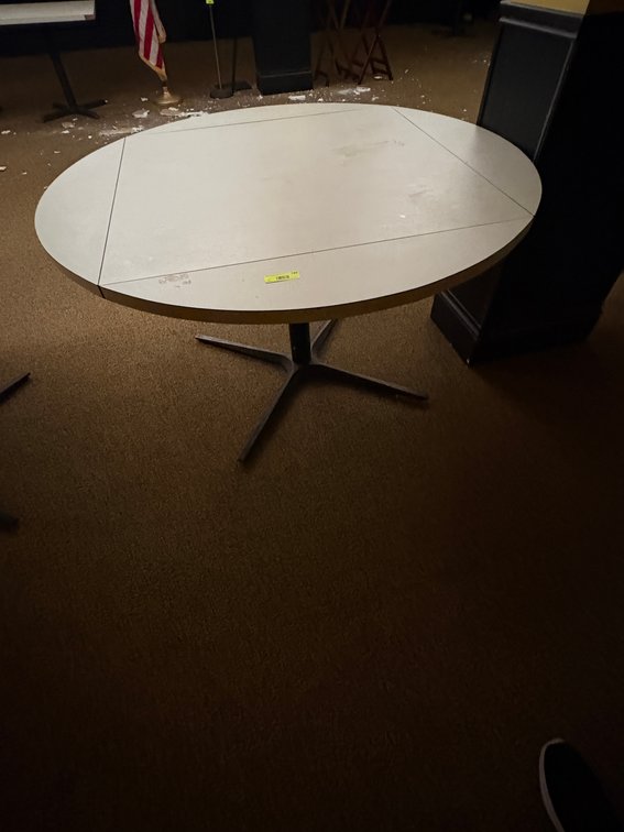 EL- Wood Table