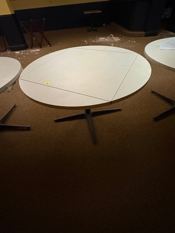 EL- Wood Table