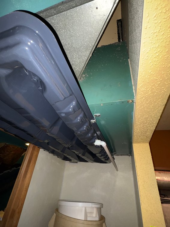 EL- Hanging AC Unit