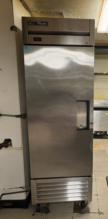 EL- True Reach-In Refrigerator