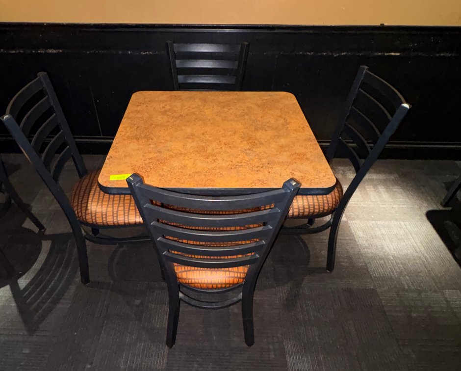 EL- Wood Table With (4) Chairs