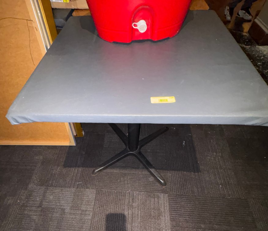 EL- Wood Table
