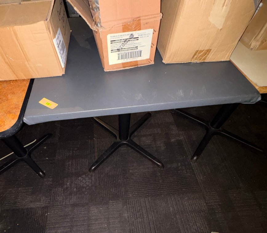 EL- Wood Table