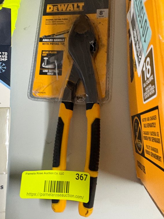 DeWalt 8" Diagonal Cutting Pliers