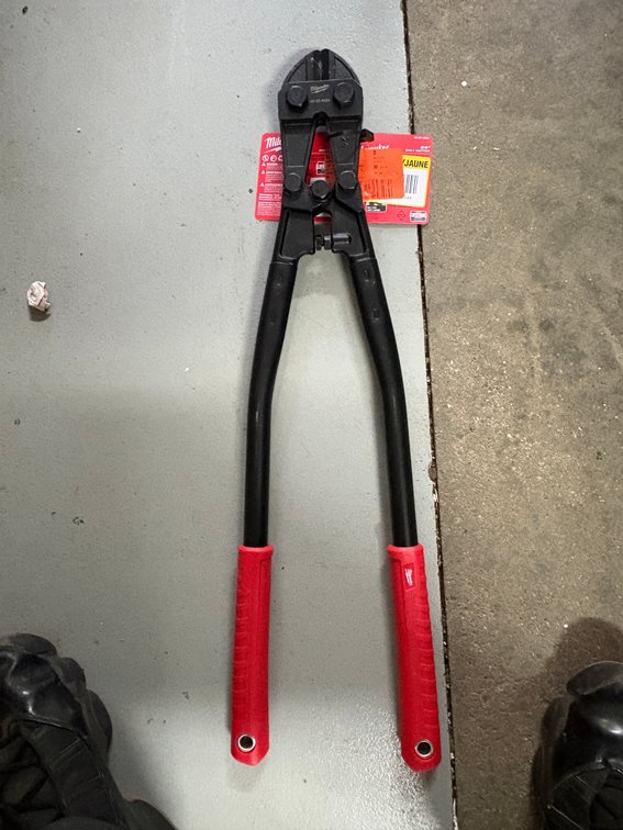 Milwaukee 24-Inch Bolt Cutter