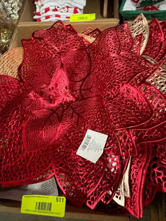 Poinsettia Openwork Placemats