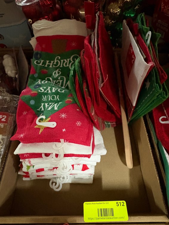 Holiday Kitchen Linens