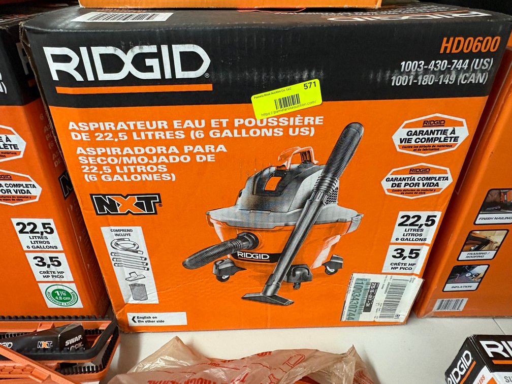 RIDGID 6-Gallon Wet/Dry Vacuum
