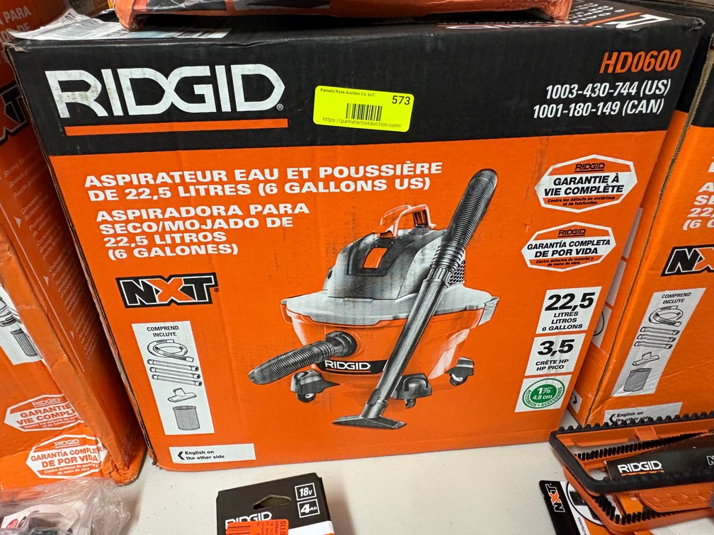 RIDGID 6-Gallon Wet/Dry Vacuum