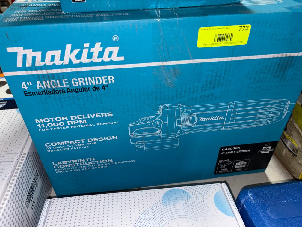 Makita 4" Angle Grinder