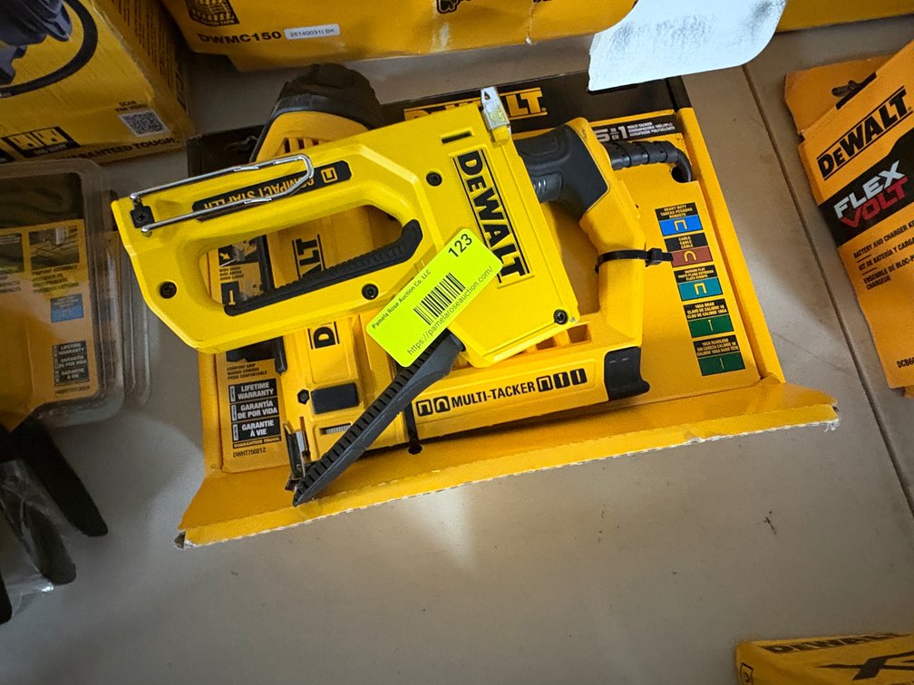 DeWalt Stapler and Multi-Tacker