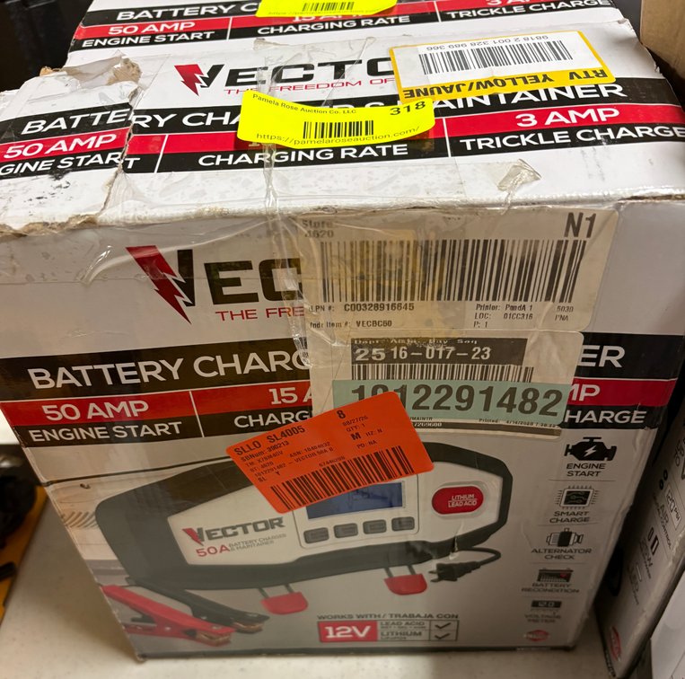 Vector Battery Charger & Maintainer