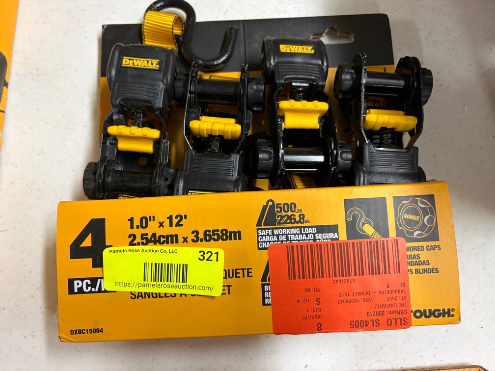 4 Piece DEWALT Ratchet Tie-Down Straps