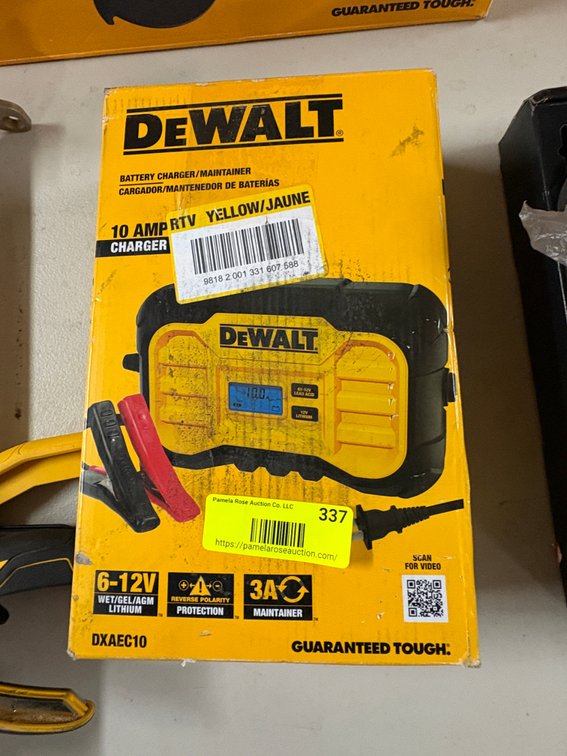 DeWalt Battery Charger/Maintainer