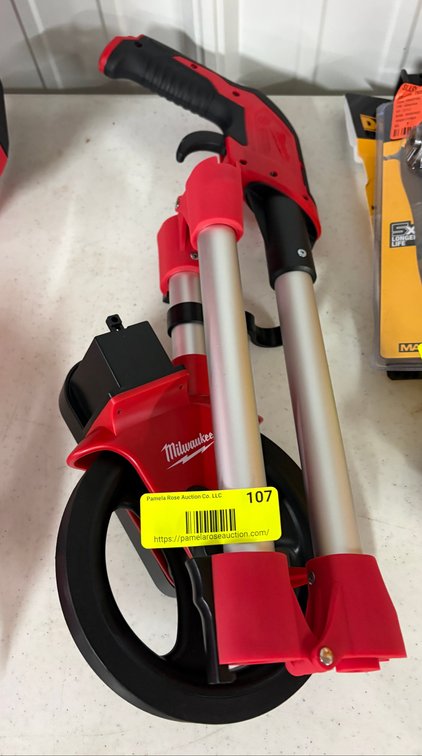 Milwaukee Folding Measuring Wheel