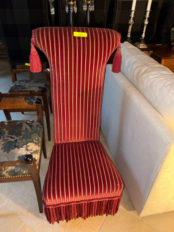 Zone 1-LR- Upholstered Tassel Chair