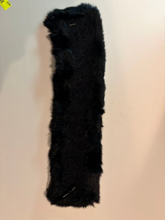 Zone 1-F- Dino Gaspari Fur-Trimmed Scarf