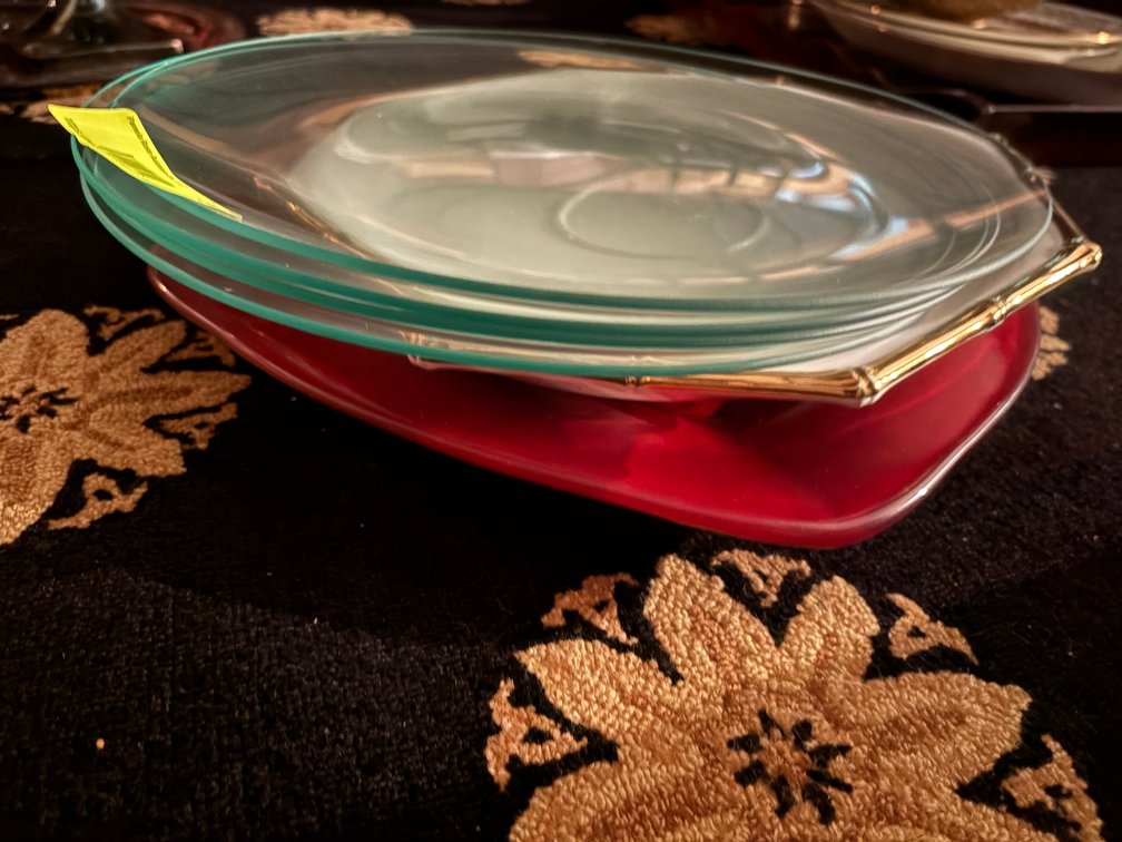 Zone 1-E- Decorative Dishes