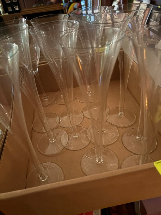 Zone 1-E- Clear Glass Champagne Flutes