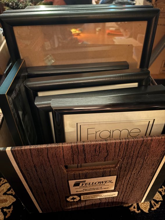 Zone 1-E- Picture Frames