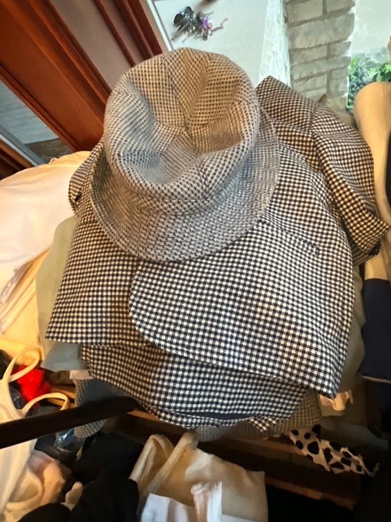 Zone 1-E- Women's Clothing and Hats