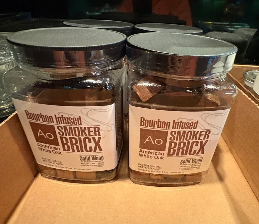 Zone 1-BK- Smoker Bricx Bourbon Oak Wood Chunks