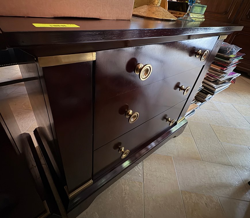 Zone 1-LR- Three-Drawer Wood Chest